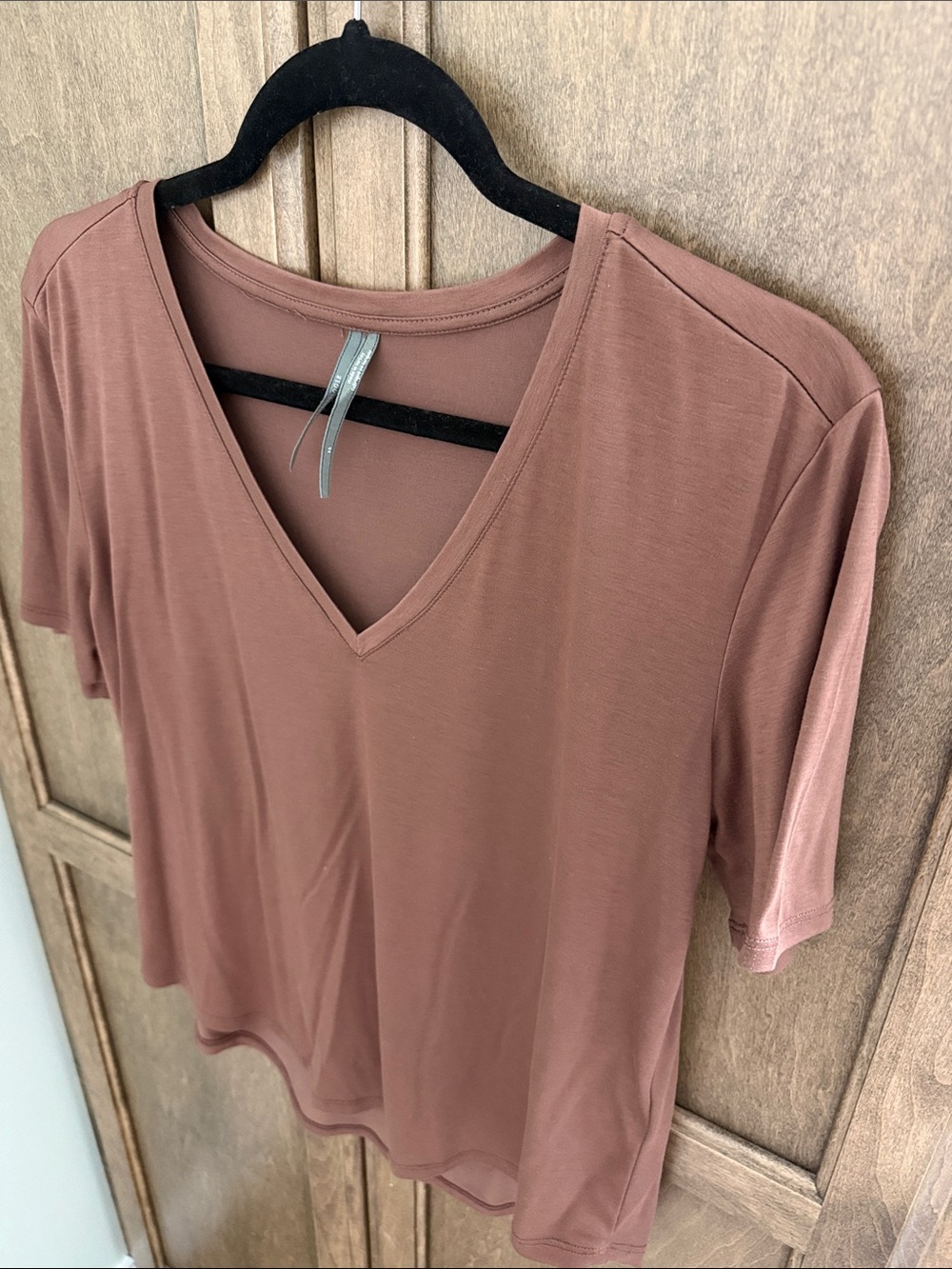 Anthropologie - The Daily Practice-  V-Neck Short Sleeve Top